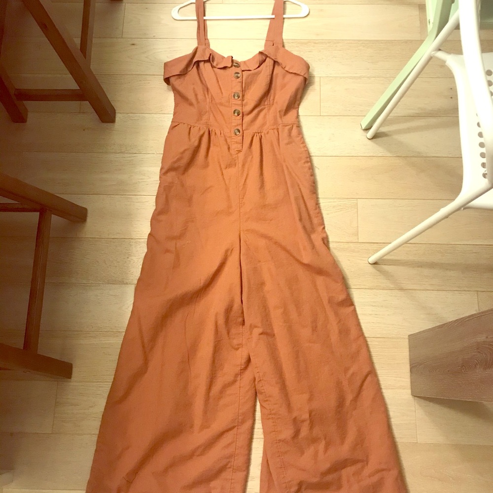 American Eagle rust colored wide leg pant suit